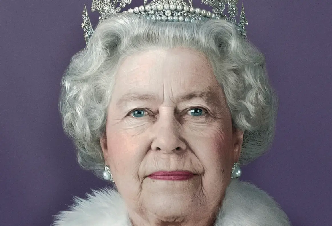 Elizabeth: A Portrait in Parts